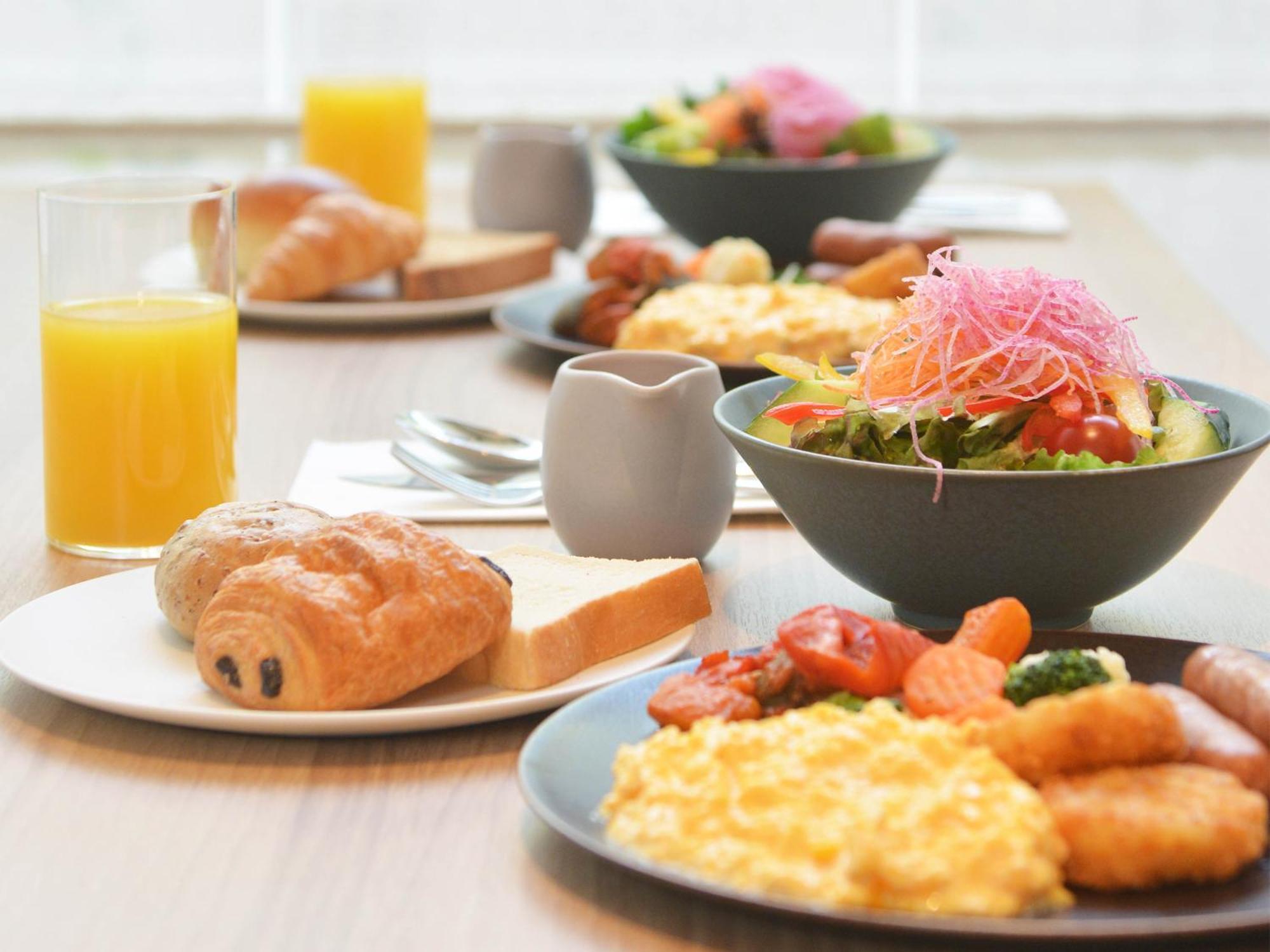 Hotel Hilton Garden Shijo Karasuma 4*