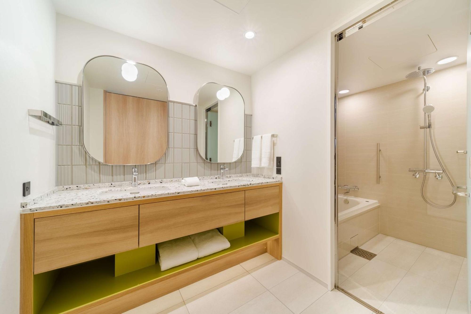 Hilton Garden Shijo Karasuma Hotel 4*