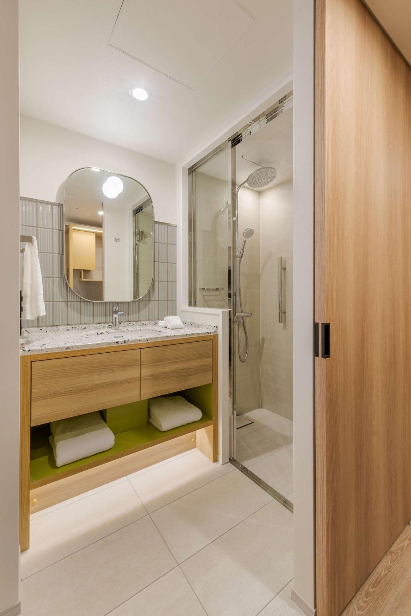 Hilton Garden Shijo Karasuma Hotel