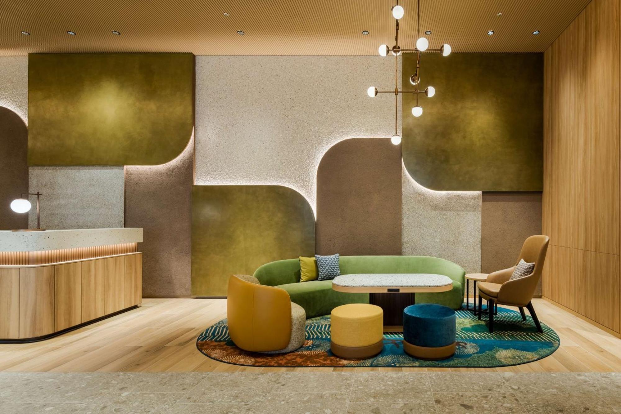 Hotel Hilton Garden Shijo Karasuma 4*
